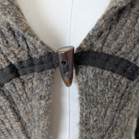 Tribal Knit Cardigan Cropped Long Balloon Sleeve Single Button Closure Collar - Picture 11 of 12